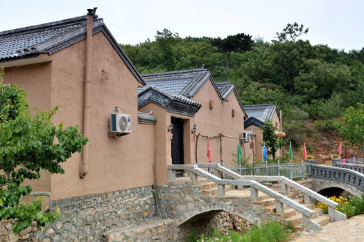 蓟县梨木台农家院—爱宇山庄15822138364