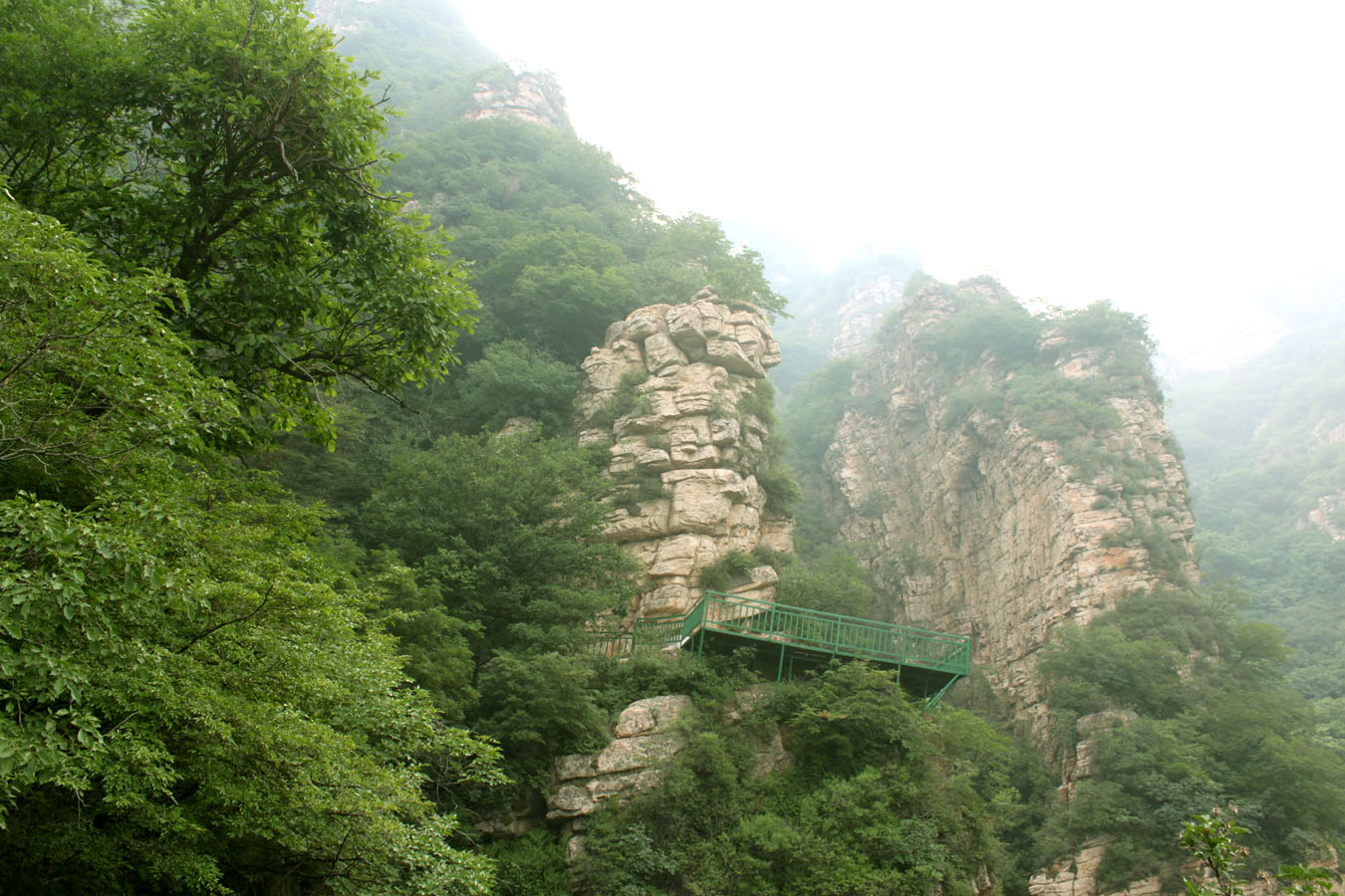 天津蓟县盘山旅游攻略：盘山聚家山庄农家院山庄-搜狐大视野-搜狐新闻